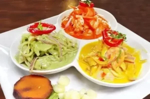 Trilogía de ceviches a los tres ajíes